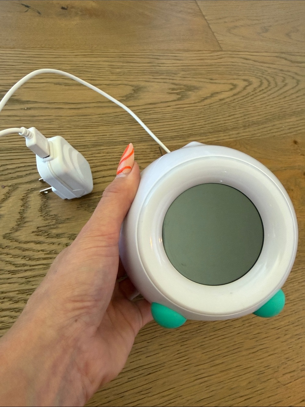 Kids night light alarm clock